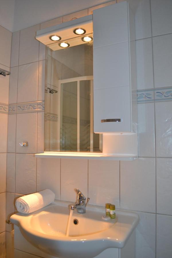 Perakis Apartments Ύδρα Εξωτερικό φωτογραφία