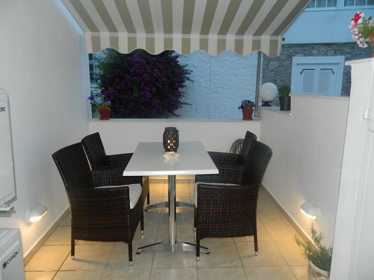 Perakis Apartments Ύδρα Εξωτερικό φωτογραφία